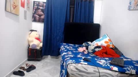 marckandjossi1 online show from August 14, 3:32 am