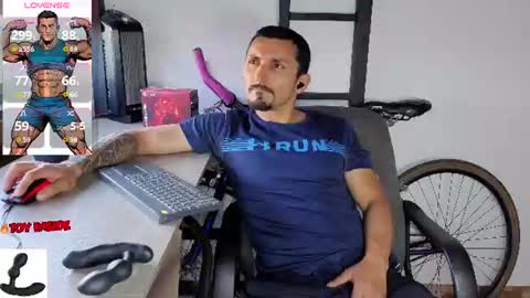 MarckIndependent model online show from August 11, 10:45 pm
