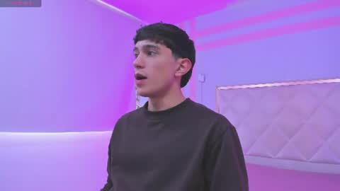 marco_tay online show from August 15, 11:58 am