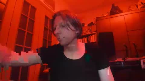 Marko1995 online show from April 4, 9:00 pm
