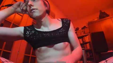 Marko1995 online show from April 9, 9:30 pm