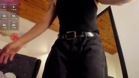 marcos_vieyra online show from August 14, 9:18 pm