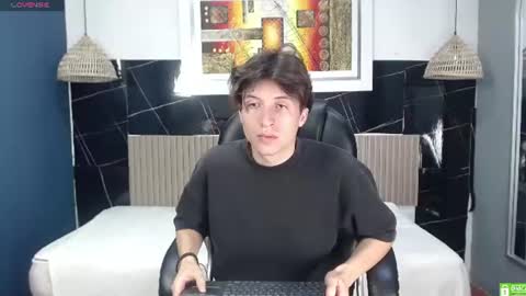 marcoviolet online show from August 8, 9:37 pm