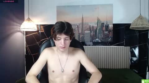marcoviolet online show from August 11, 10:34 pm