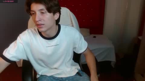 marcoviolet online show from August 15, 2:59 am