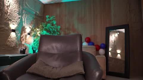 Marco and Ethan online show from August 5, 9:07 am