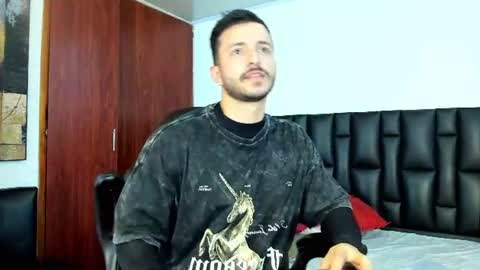 marcus_lafourt online show from August 2, 7:32 pm