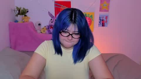 Gabriela and Danna online show from July 3, 9:33 am