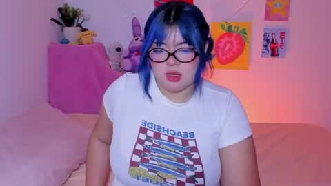 Gabriela and Danna online show from July 16, 4:35 am