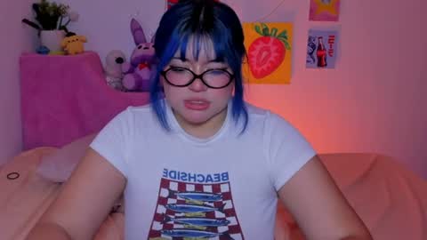 Gabriela and Danna online show from July 17, 1:27 am