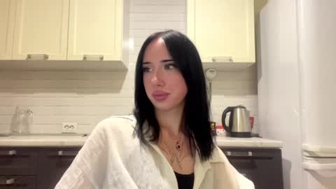 Isabella online show from August 2, 7:21 pm