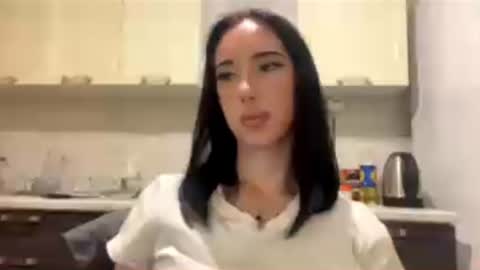 Isabella online show from August 4, 6:27 pm