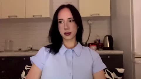 Isabella online show from August 7, 5:24 pm