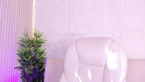 Marelyn online show from August 8, 12:38 pm