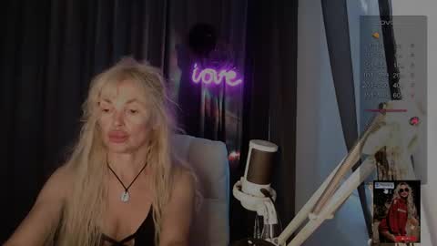 Margoo online show from August 2, 5:03 am