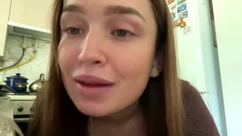 Chloe online show from July 15, 10:27 am