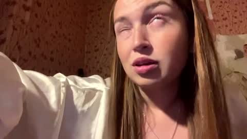 Chloe online show from July 27, 6:24 pm