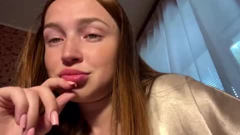 Chloe online show from July 28, 10:21 am