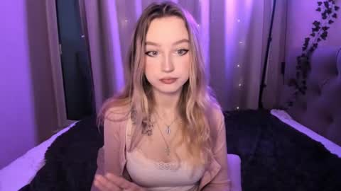 Margo online show from June 10, 8:15 pm