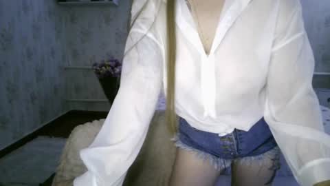 margoshine_ online show from July 16, 8:31 pm