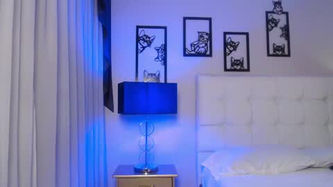 Mari Cruz online show from August 6, 12:26 pm