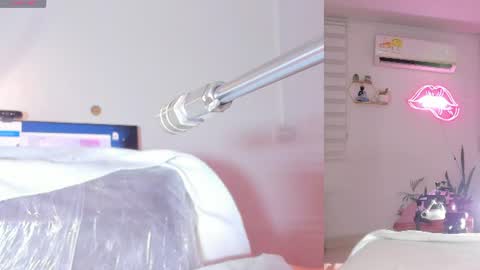 maria_jones__ online show from August 10, 3:19 am