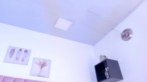 mariaa__fernanda online show from August 5, 4:05 pm