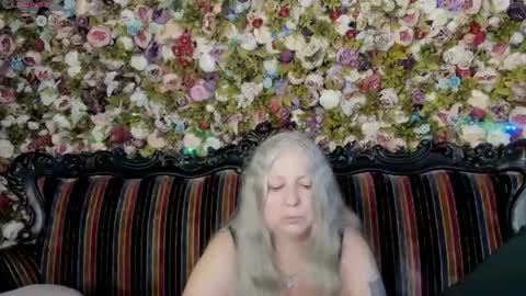 Maria online show from August 17, 10:53 am