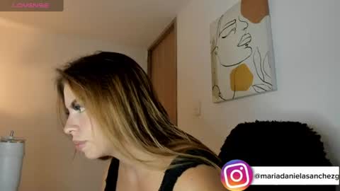 Maria Daniela online show from August 4, 1:02 am
