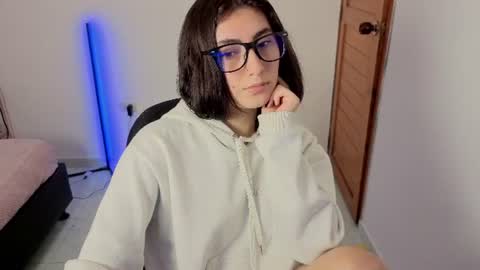 Maria online show from August 9, 12:11 am