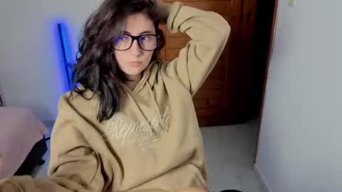Maria online show from August 13, 1:30 am