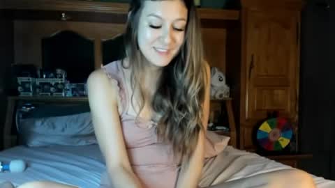 Pinkkitty online show from August 5, 6:00 am