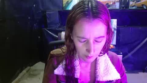 mariam_wish1 online show from August 5, 7:01 pm