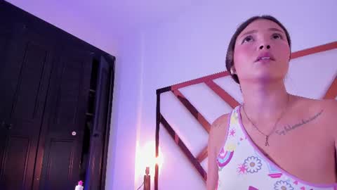 Mariana online show from August 18, 1:00 am