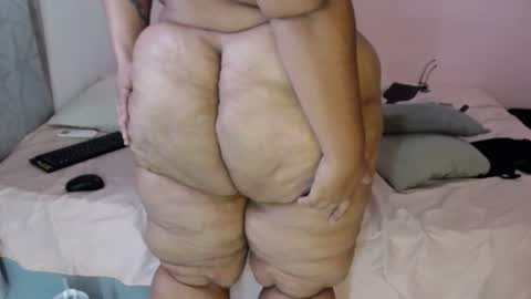 mariana_villa3 online show from August 13, 7:39 pm