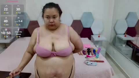 mariana online show from August 8, 12:33 am
