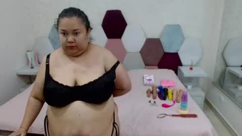 mariana online show from August 8, 7:47 pm
