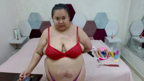 mariana online show from August 9, 8:10 pm
