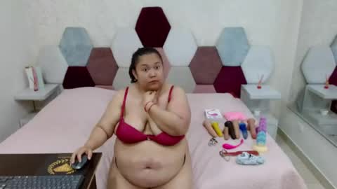 mariana online show from August 11, 1:40 am
