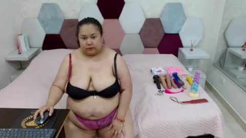 mariana online show from August 13, 8:23 pm