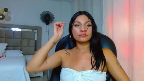mariana online show from May 5, 6:31 pm