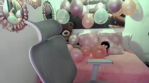 Mariana Lopez online show from August 11, 4:58 am