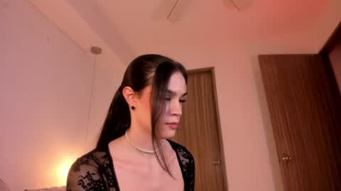   online show from August 17, 2:49 am