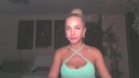 marianna1977 online show from August 3, 7:21 pm