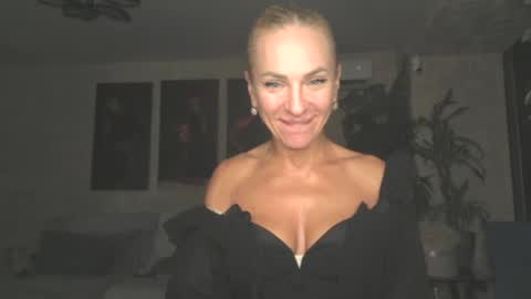 marianna1977 online show from August 7, 7:47 pm