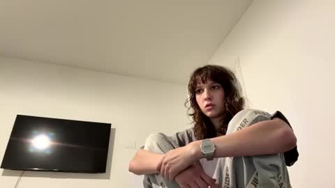 Jenny online show from August 6, 5:34 pm
