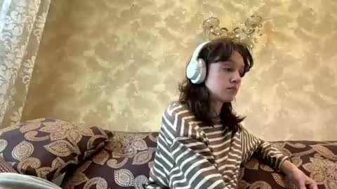 Jenny online show from August 10, 1:23 pm