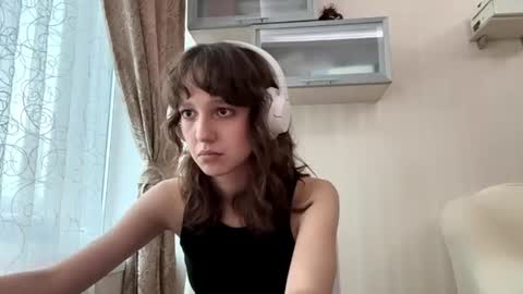 Jenny online show from August 12, 2:30 pm