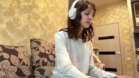 Jenny online show from August 14, 12:20 pm
