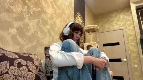 Jenny online show from August 14, 1:26 pm